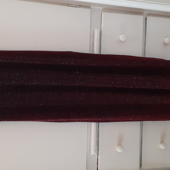 Timing Collection Dark Burgandy red w/ silver & rainbow sparkles - #742 - Picture 3 of 11